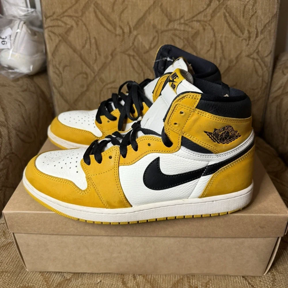 Air Jordan One Retro High Og Yellow Ochre Men's Size 11